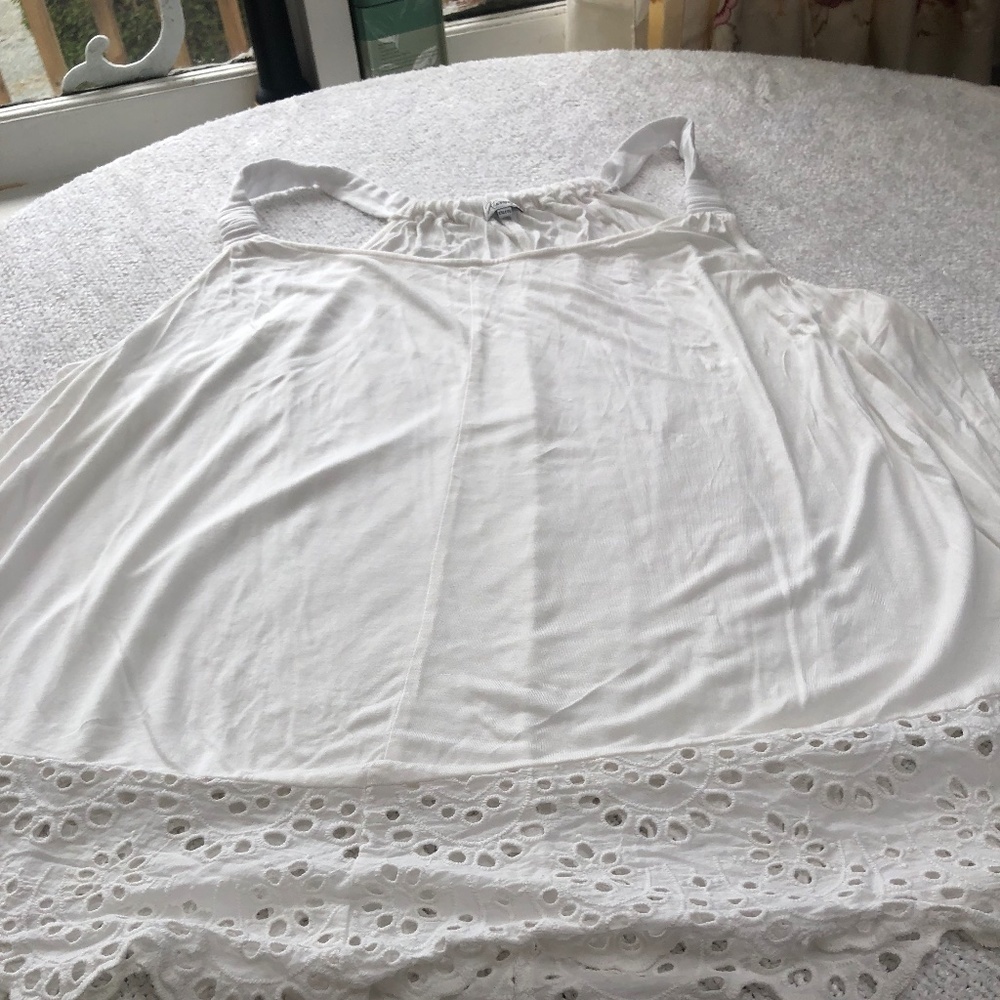 Xxl Kismet camisole like top with eyelet fabric, nice looking summer top